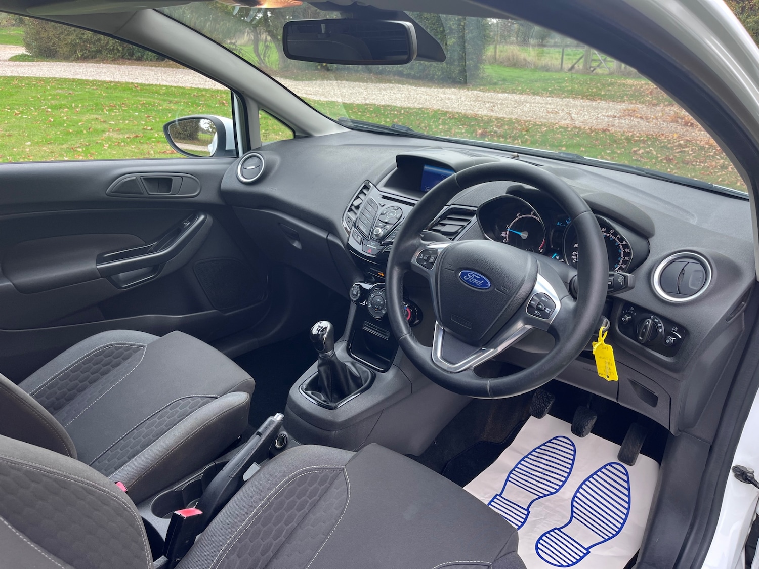 Used Ford Fiesta 2017 for sale - 76253928: Photo 7