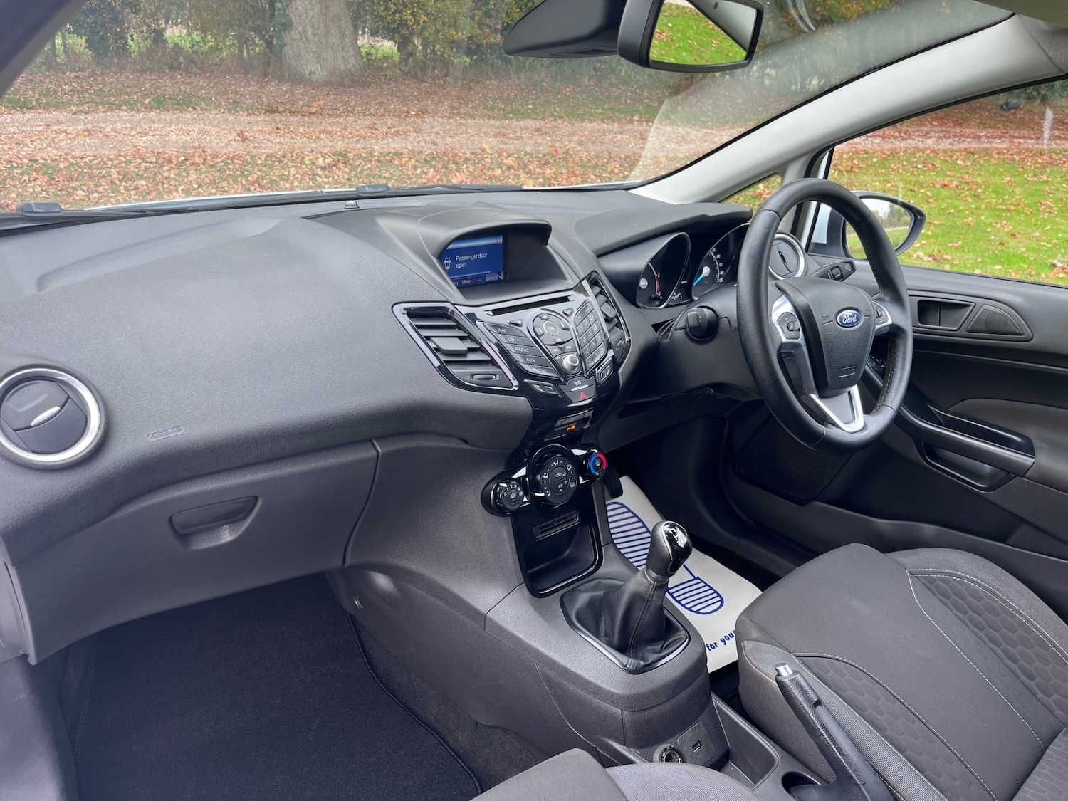 Used Ford Fiesta 2017 for sale - 76253928: Photo 8