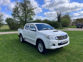 Used Toyota Hilux 2015 for sale - 78296768: Photo