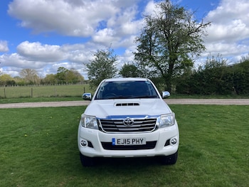 Used Toyota Hilux 2015 for sale - 78296768: Photo