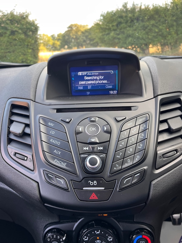 Used Ford Fiesta 2017 for sale - 75183903: Photo 15