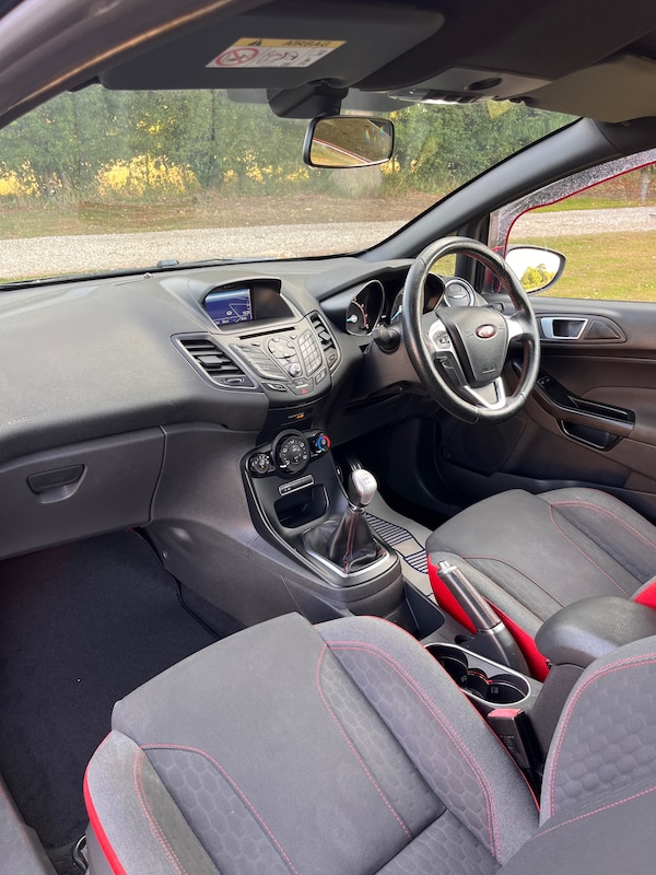 Used Ford Fiesta 2017 for sale - 75183903: Photo 9