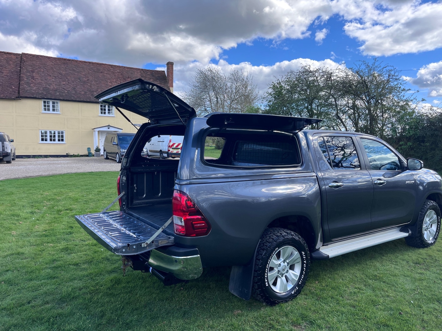 Used Toyota Hilux 2019 for sale - 78140535: Photo 6