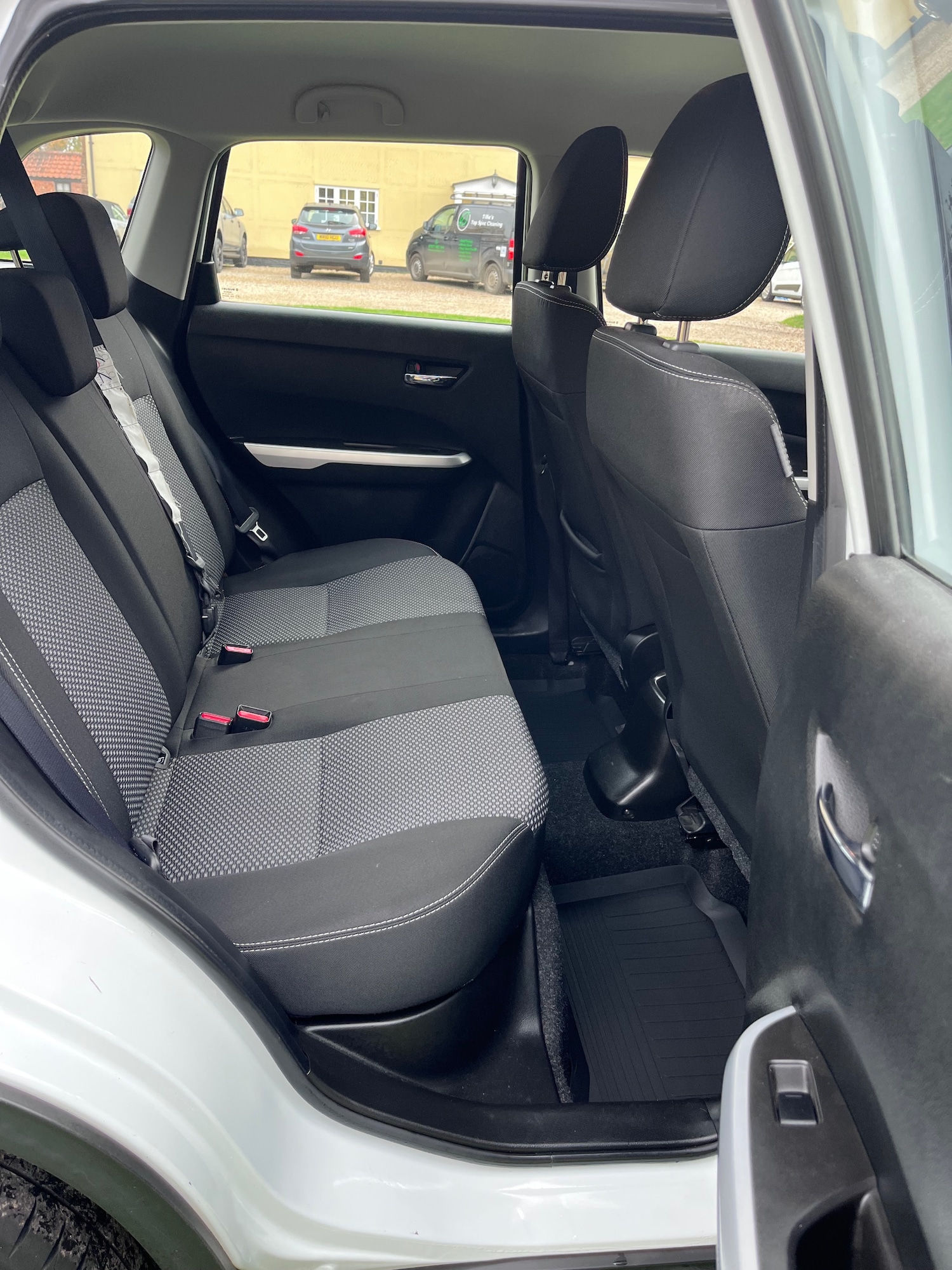 Used Suzuki Vitara 2018 for sale - 76518104: Photo 9