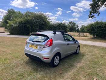 Used Ford Fiesta 2015 for sale - 75057025: Photo