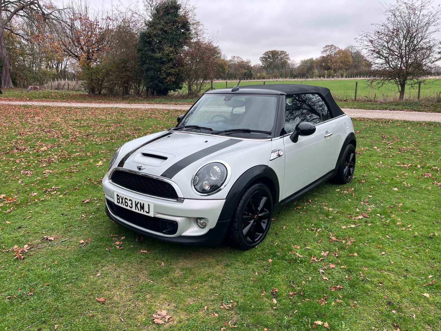 Used MINI Convertible 2013 for sale - 76517838: Photo 16