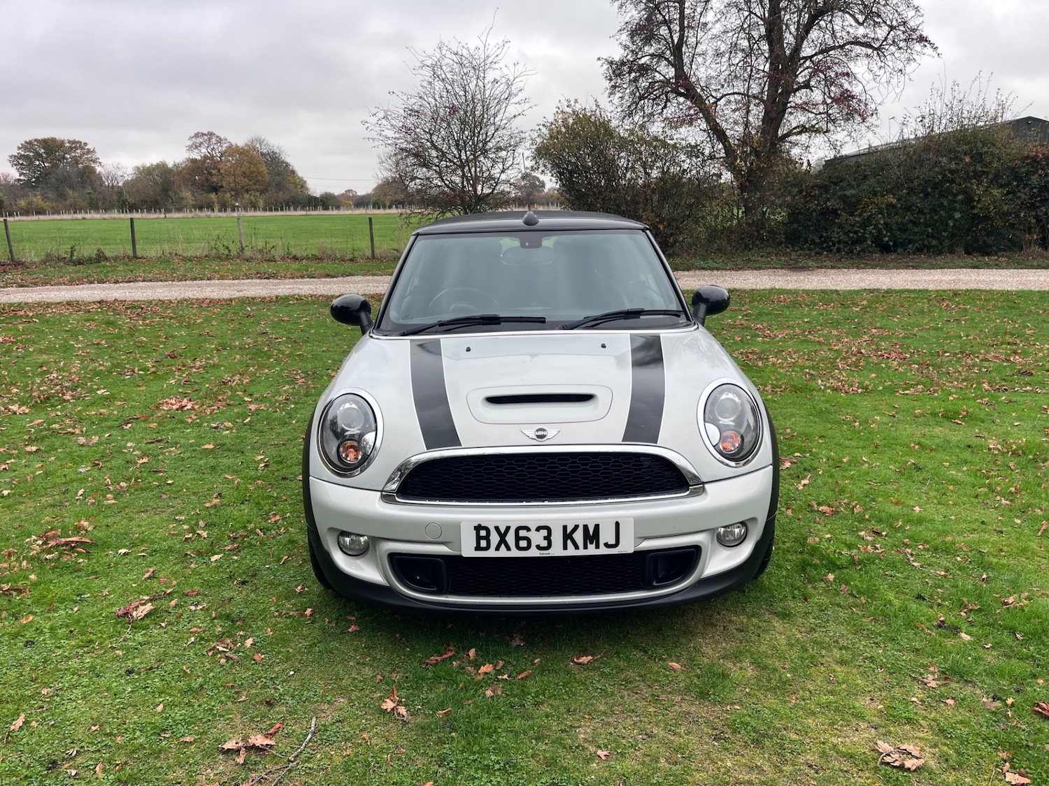 Used MINI Convertible 2013 for sale - 76517838: Photo 2