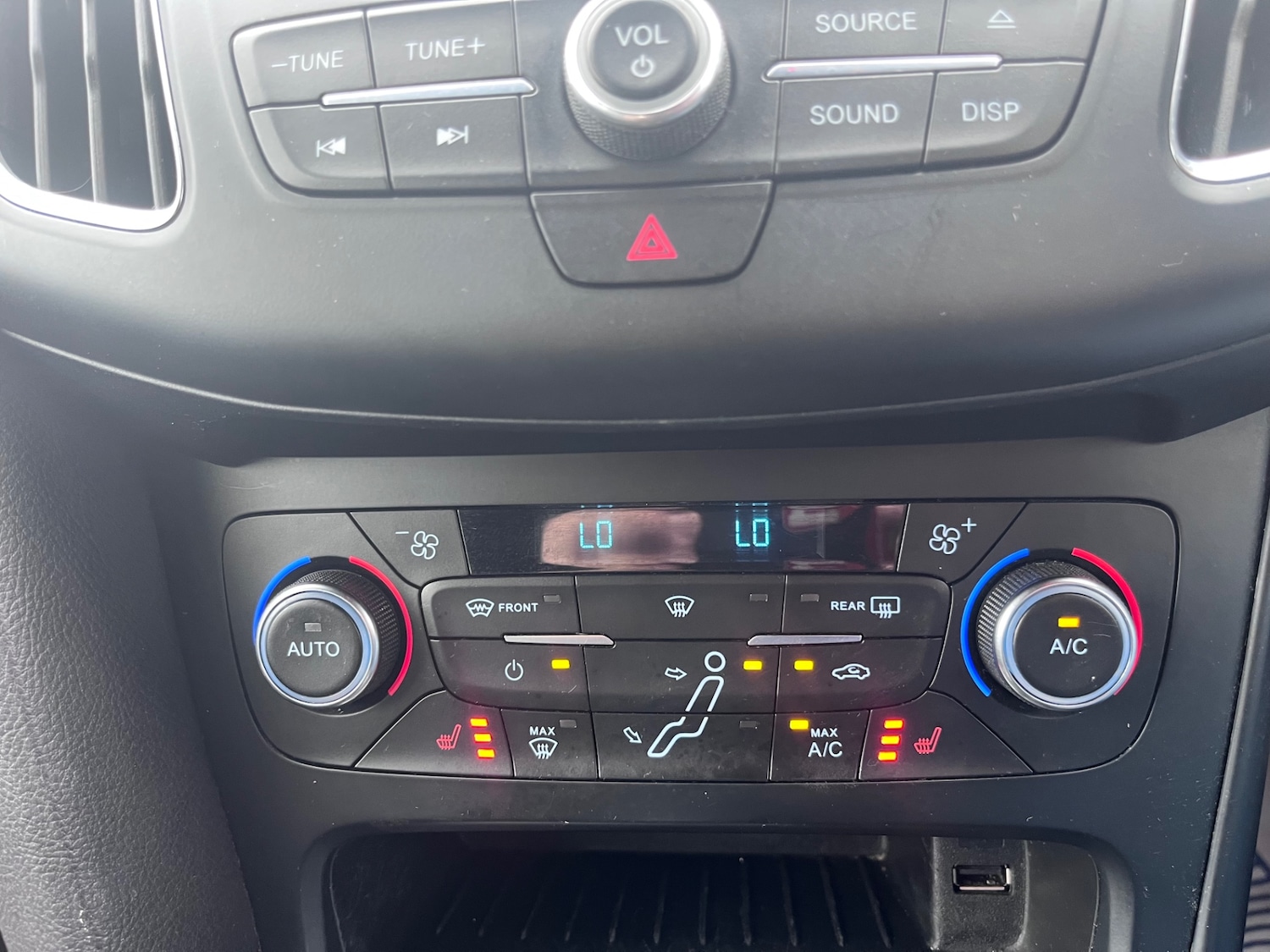 Used Ford Focus 2015 for sale - 76436424: Photo 10