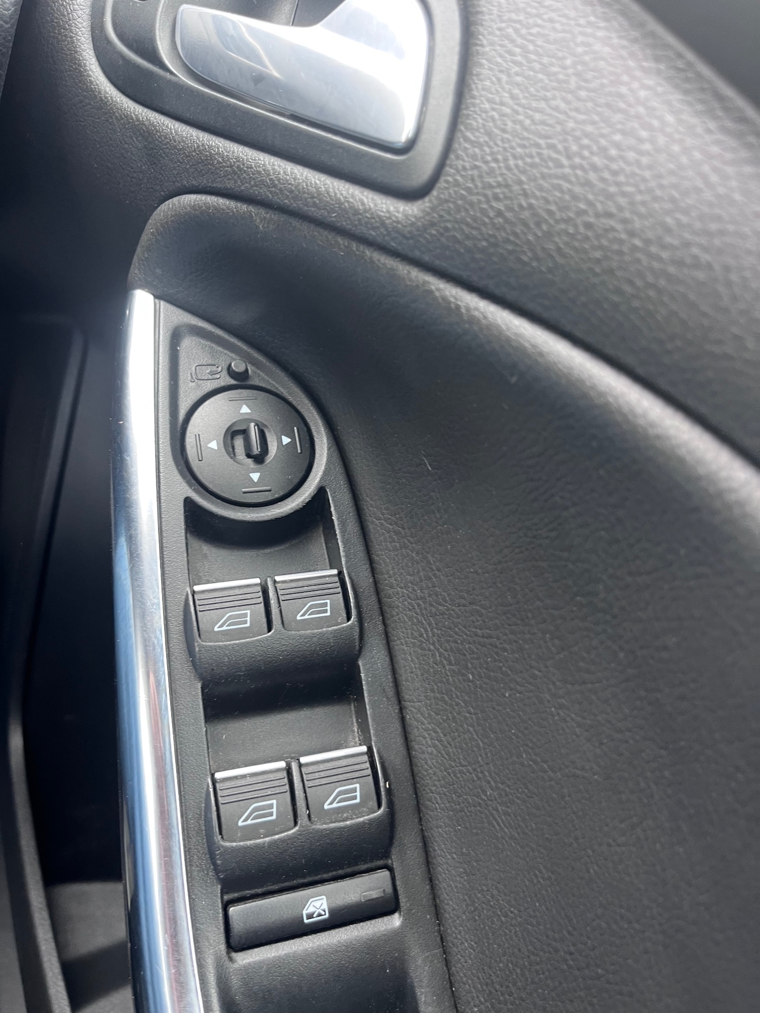 Used Ford Focus 2015 for sale - 76436424: Photo 13