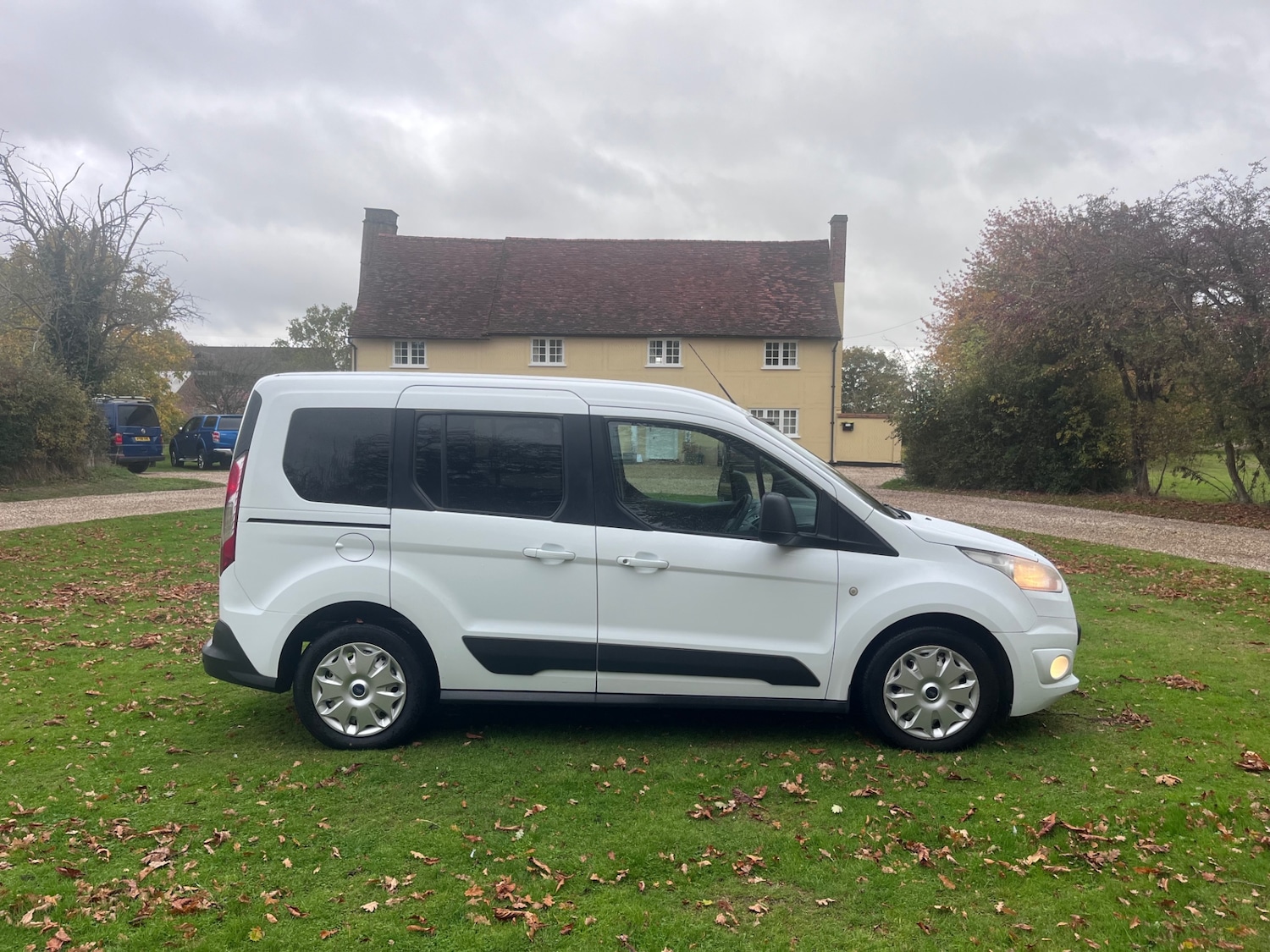 Used Ford Tourneo Connect 2014 for sale - 76436327: Photo 3