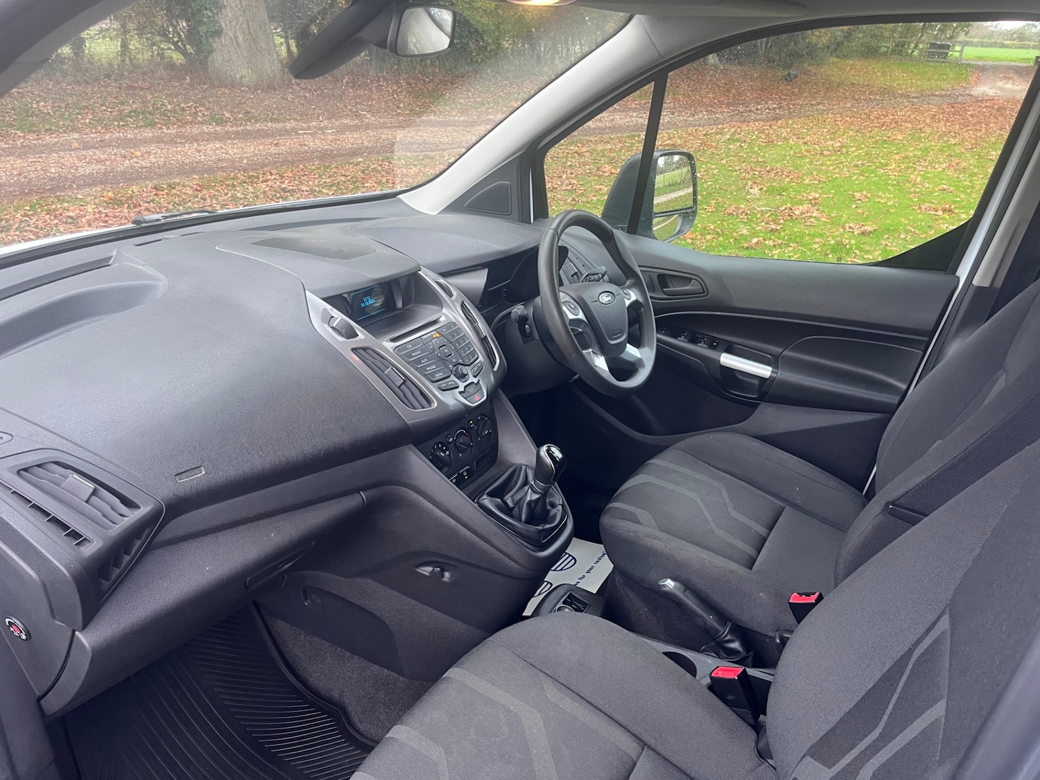 Used Ford Tourneo Connect 2014 for sale - 76436327: Photo 9