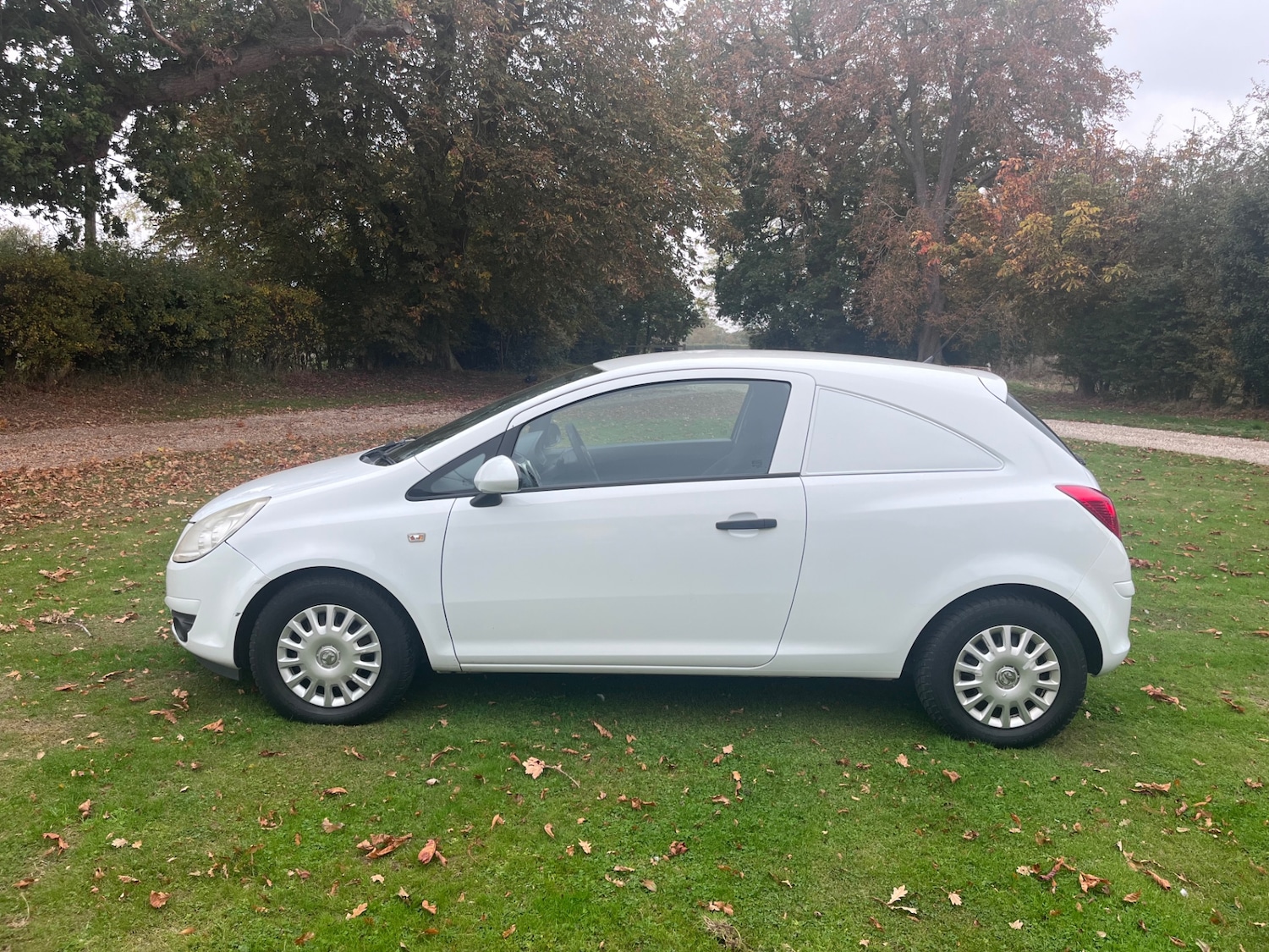 Used Vauxhall Corsa 2009 for sale - 76263502: Photo 12
