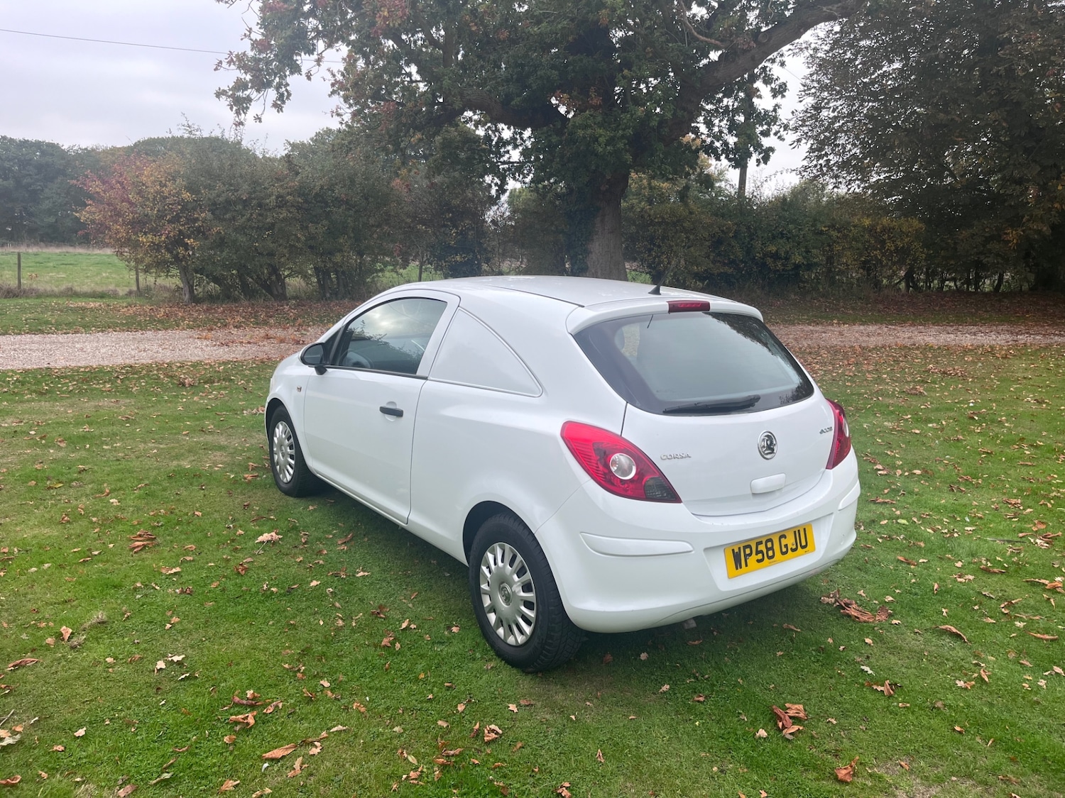Used Vauxhall Corsa 2009 for sale - 76263502: Photo 13
