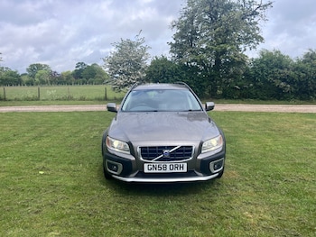 Used Volvo XC70 2009 for sale - 78628677: Photo