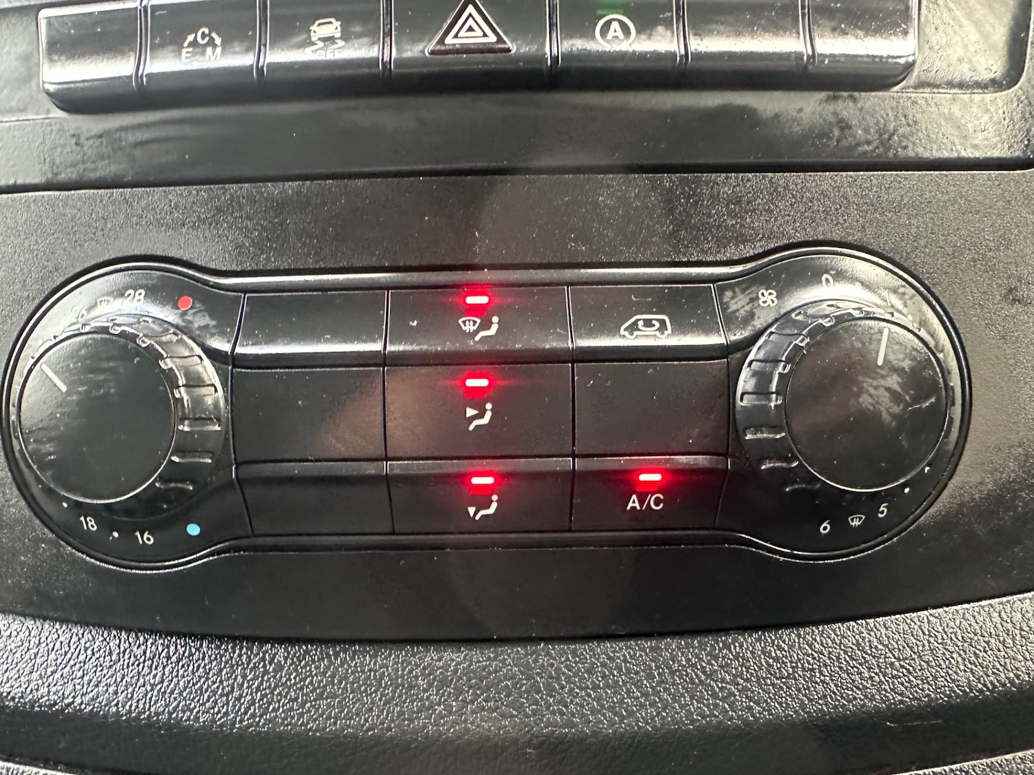 Used Mercedes-Benz Vito 2017 for sale - 76452408: Photo 12