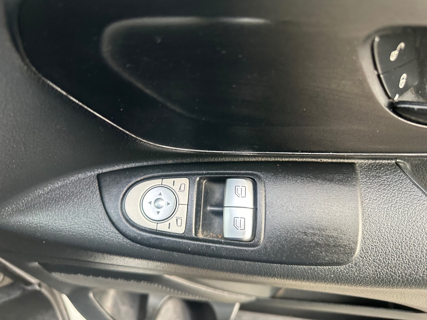 Used Mercedes-Benz Vito 2017 for sale - 76452408: Photo 9