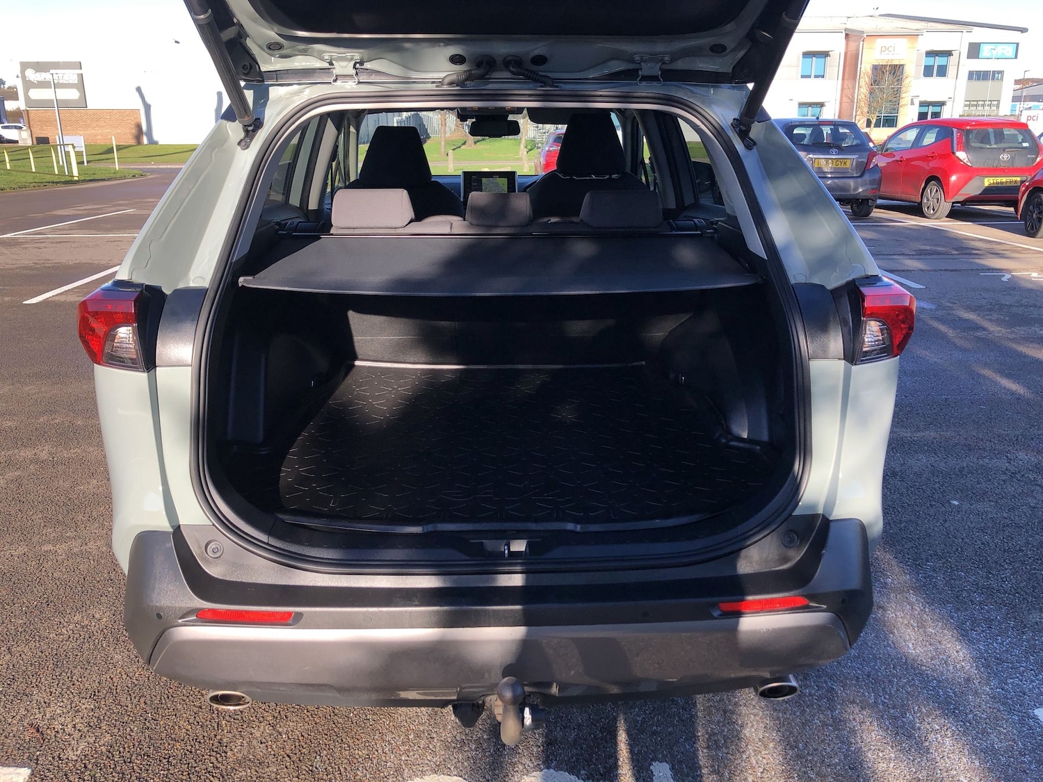 Used Toyota RAV4 2020 for sale - 77164683: Photo 10