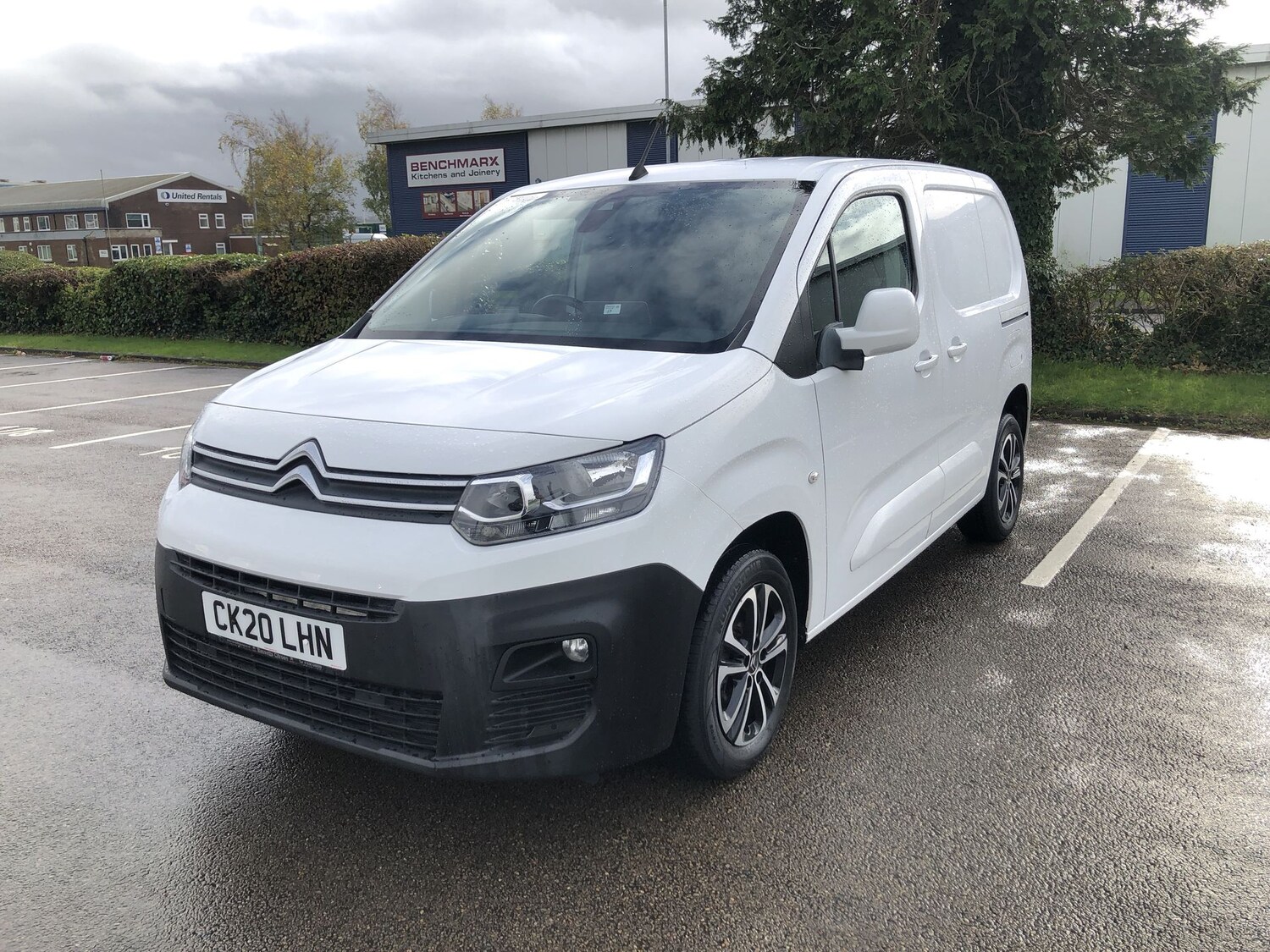 Used Citroen Berlingo 2020 for sale - 76444299: Photo 3