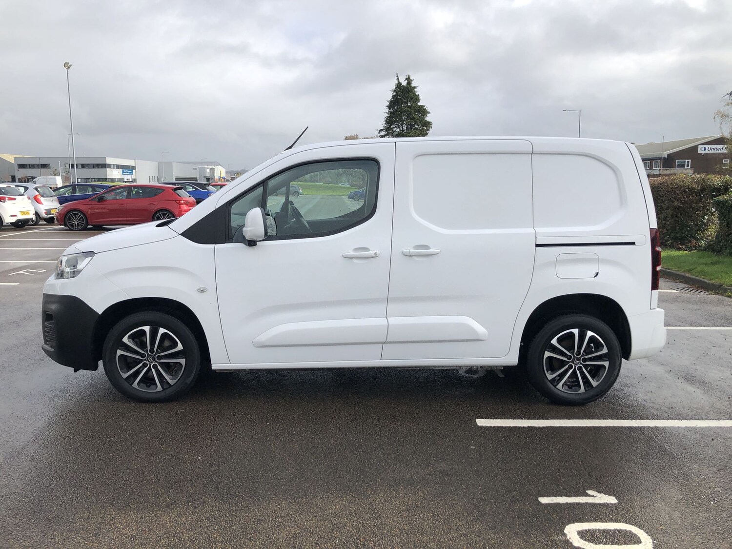 Used Citroen Berlingo 2020 for sale - 76444299: Photo 4