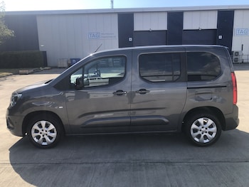 Used Vauxhall Combo Life 2022 for sale - 79611101: Photo