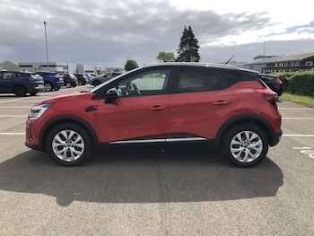 Used Renault Captur 2021 for sale - 78687699: Photo