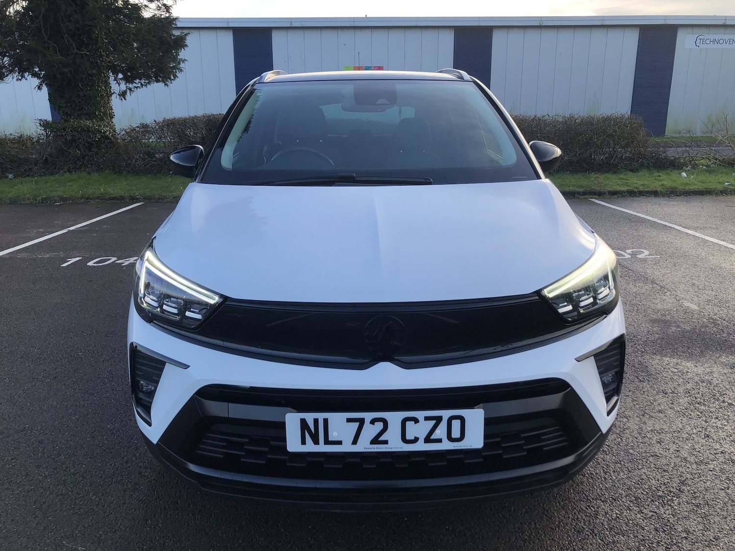 Used Vauxhall Crossland 2022 for sale - 77258019: Photo 2