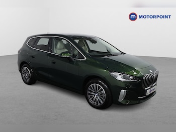 2025 - 220i MHT Luxury 5dr DCT