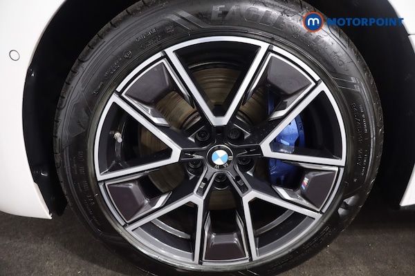 Used BMW i4 2024 for sale - 76303433: Photo 19