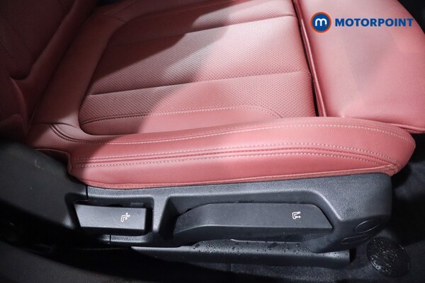 Used BMW i4 2024 for sale - 76303433: Photo 31