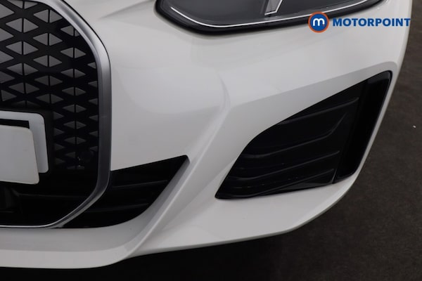 Used BMW i4 2024 for sale - 76303433: Photo 40