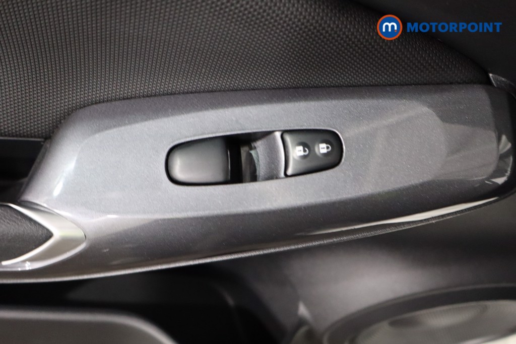 Used Nissan Juke 2023 for sale - 76352805: Photo 30