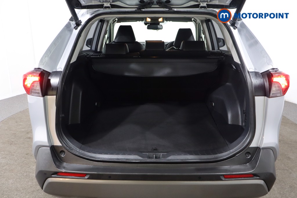 Used Toyota RAV4 2020 for sale - 76650745: Photo 37