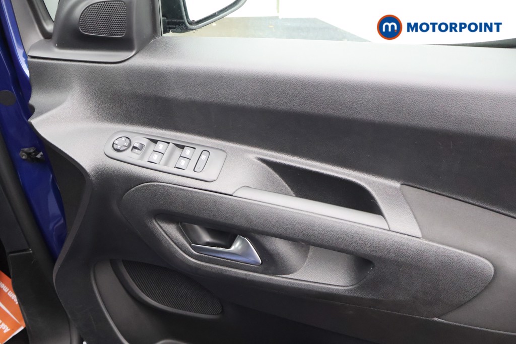 Used Vauxhall Combo Life 2020 for sale - 77327146: Photo 20