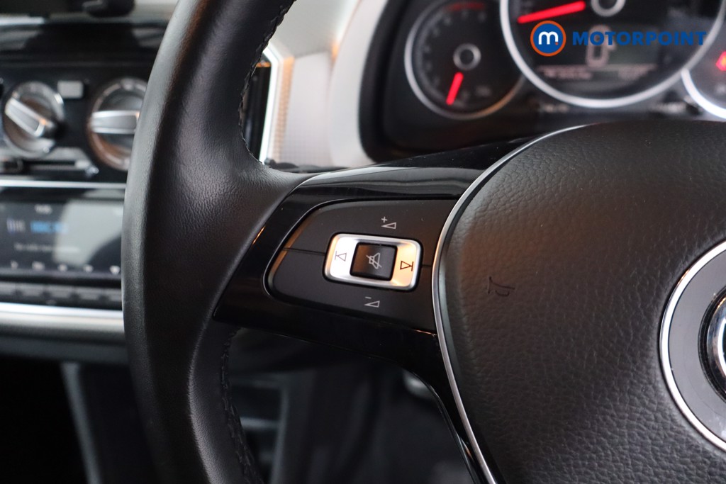 Used Volkswagen up! 2017 for sale - 78153247: Photo 15