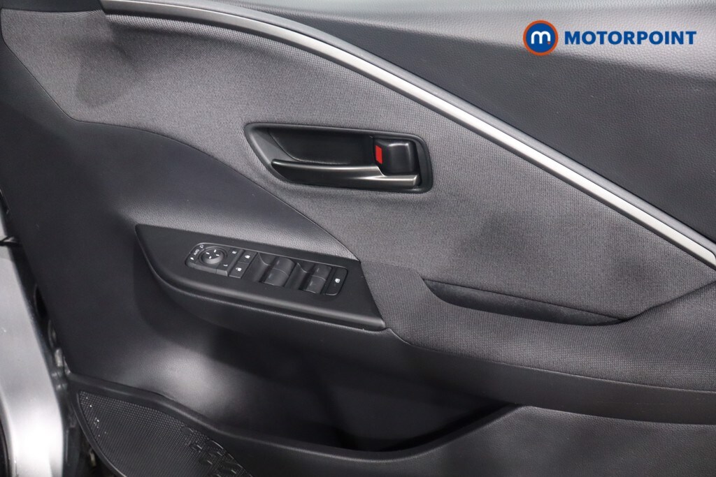 Used Toyota C-HR 2024 for sale - 75960371: Photo 32