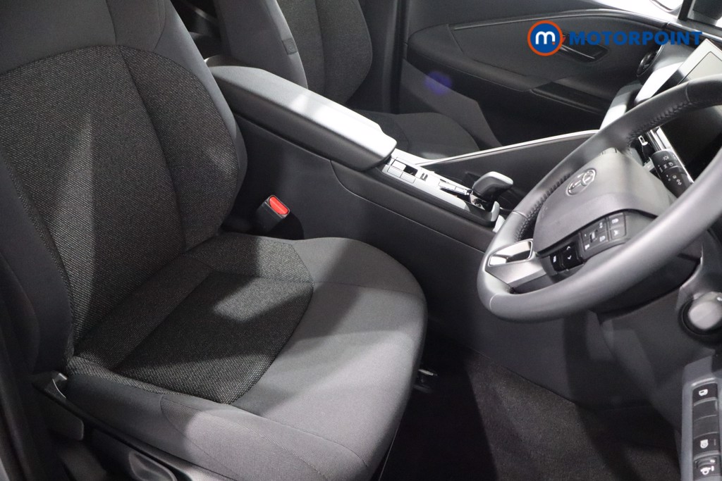 Used Toyota C-HR 2024 for sale - 75960371: Photo 34