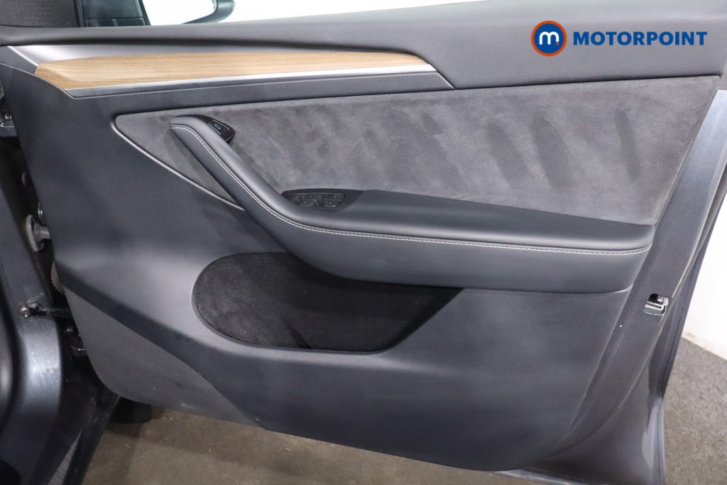 Used Tesla Model Y 2023 for sale - 77975959: Photo 29