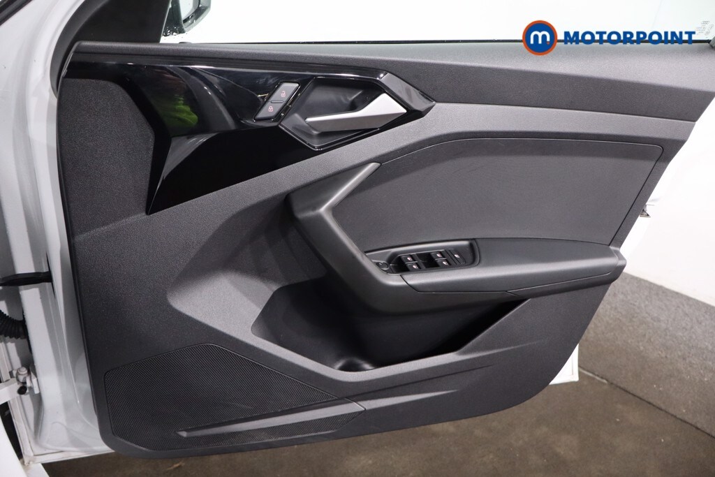 Used Audi A1 for sale - 77830948: Photo 29