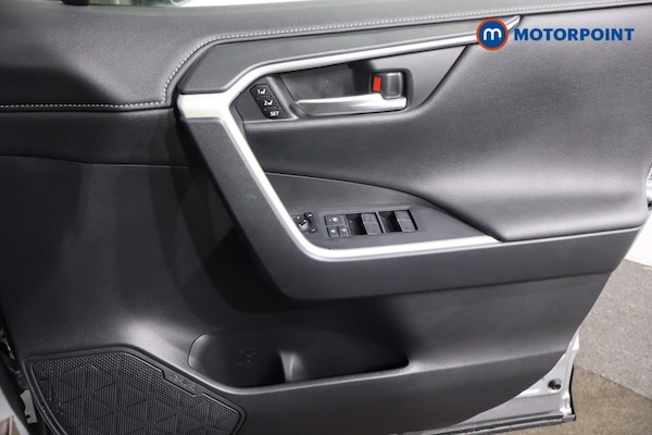 Used Toyota RAV4 2020 for sale - 76076869: Photo 29