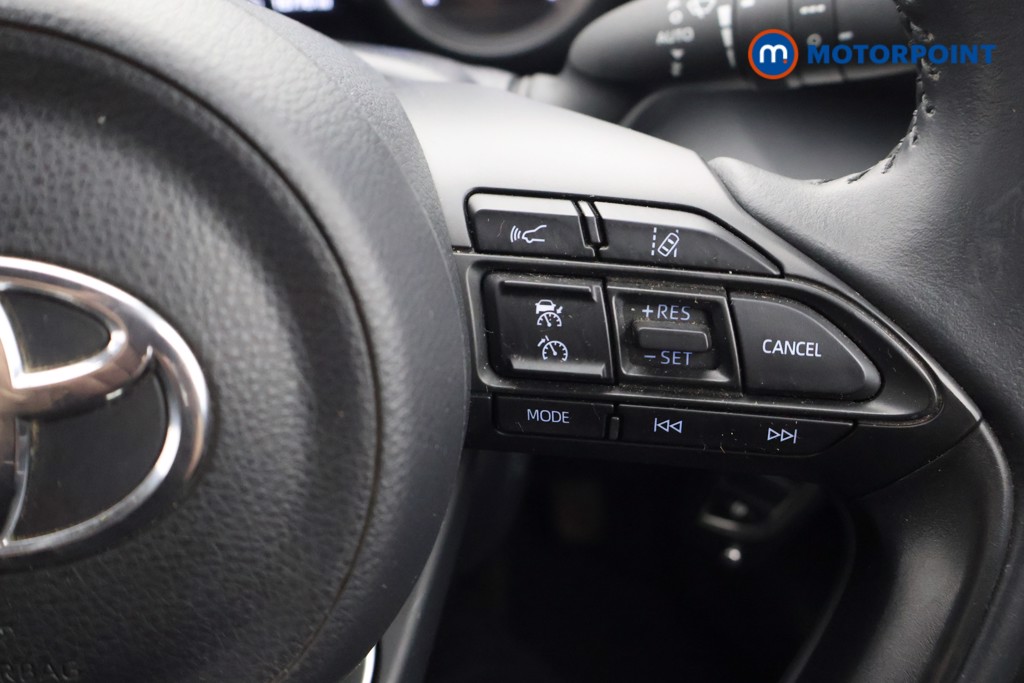 Used Toyota Yaris 2023 for sale - 77259304: Photo 11