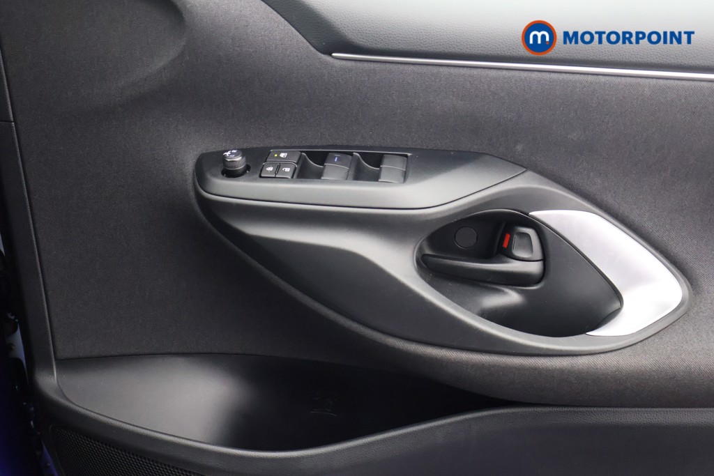 Used Toyota Yaris 2023 for sale - 77259304: Photo 21