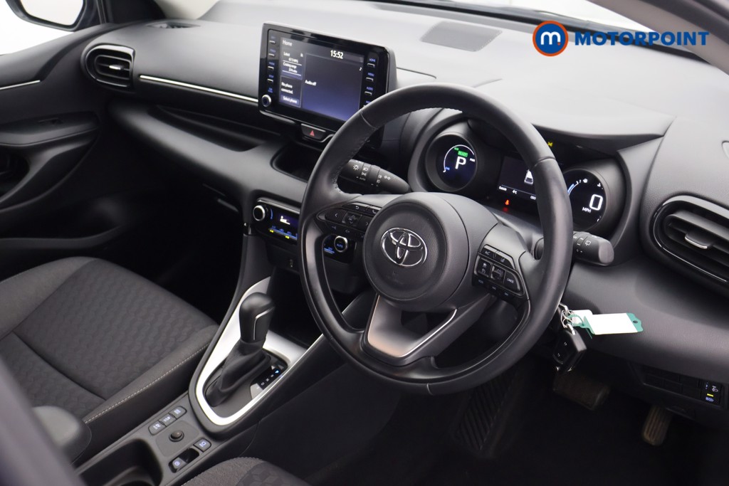 Used Toyota Yaris 2023 for sale - 77259304: Photo 23