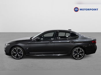 Used BMW 5 Series 2020 for sale - 75749399: Photo