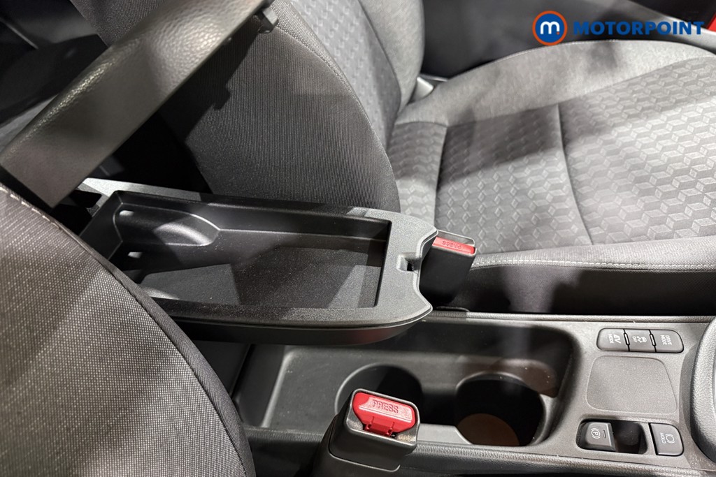 Used Toyota Yaris 2023 for sale - 76892572: Photo 22