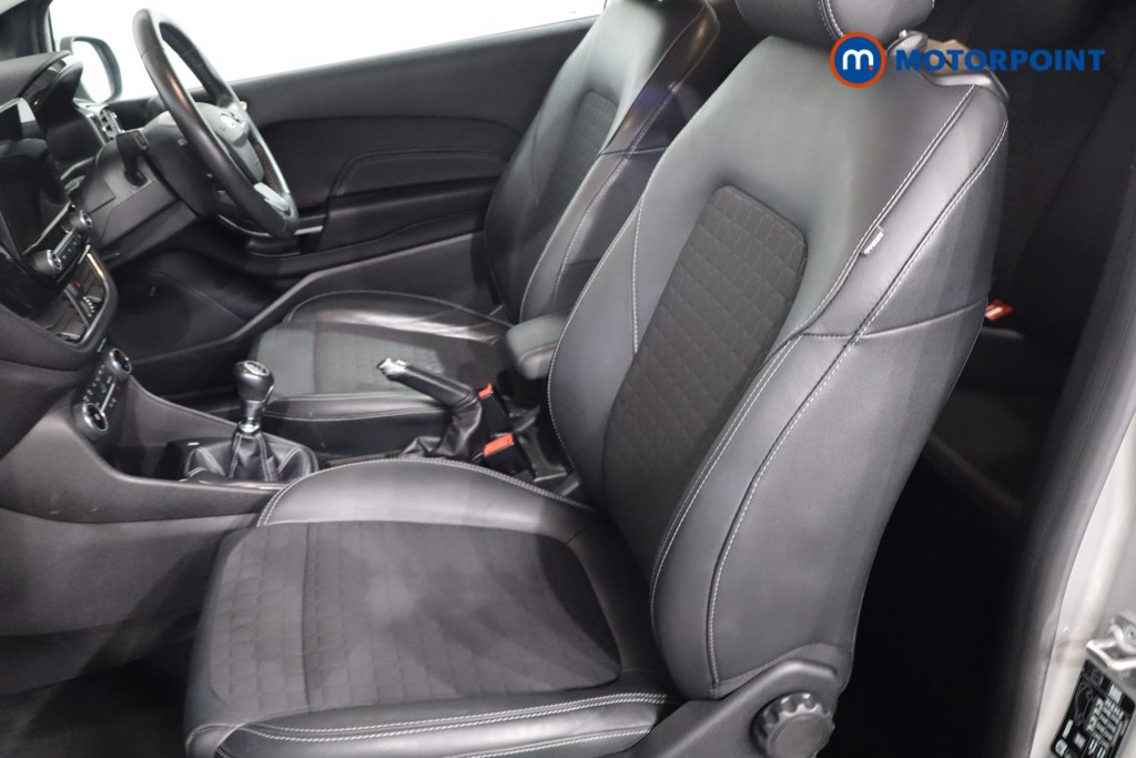 Used Ford Fiesta 2019 for sale - 77013812: Photo 12