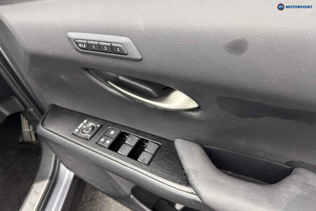 Used Lexus UX 2021 for sale - 77654022: Photo 32