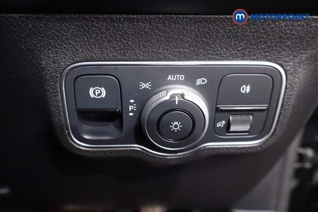 Used Mercedes-Benz GLB for sale - 77543313: Photo 30