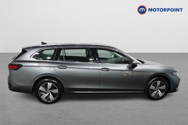 Used Volkswagen Passat 2025 for sale - 76036404: Photo 8