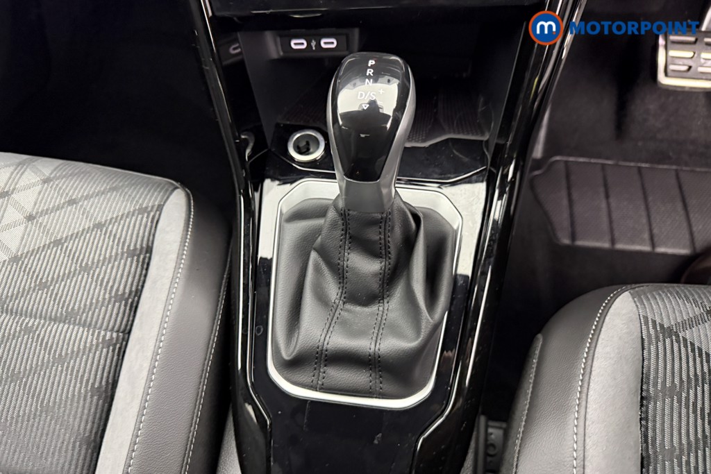 Used Volkswagen T-Roc 2025 for sale - 77435821: Photo 21