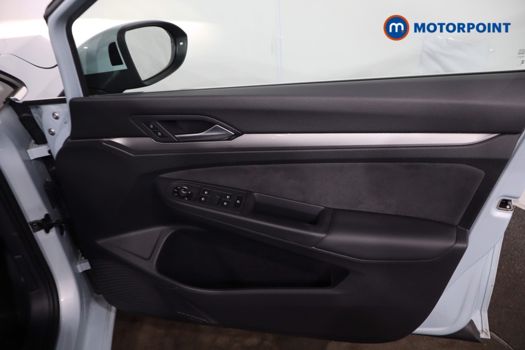 Used Volkswagen Golf 2024 for sale - 78196903: Photo 31